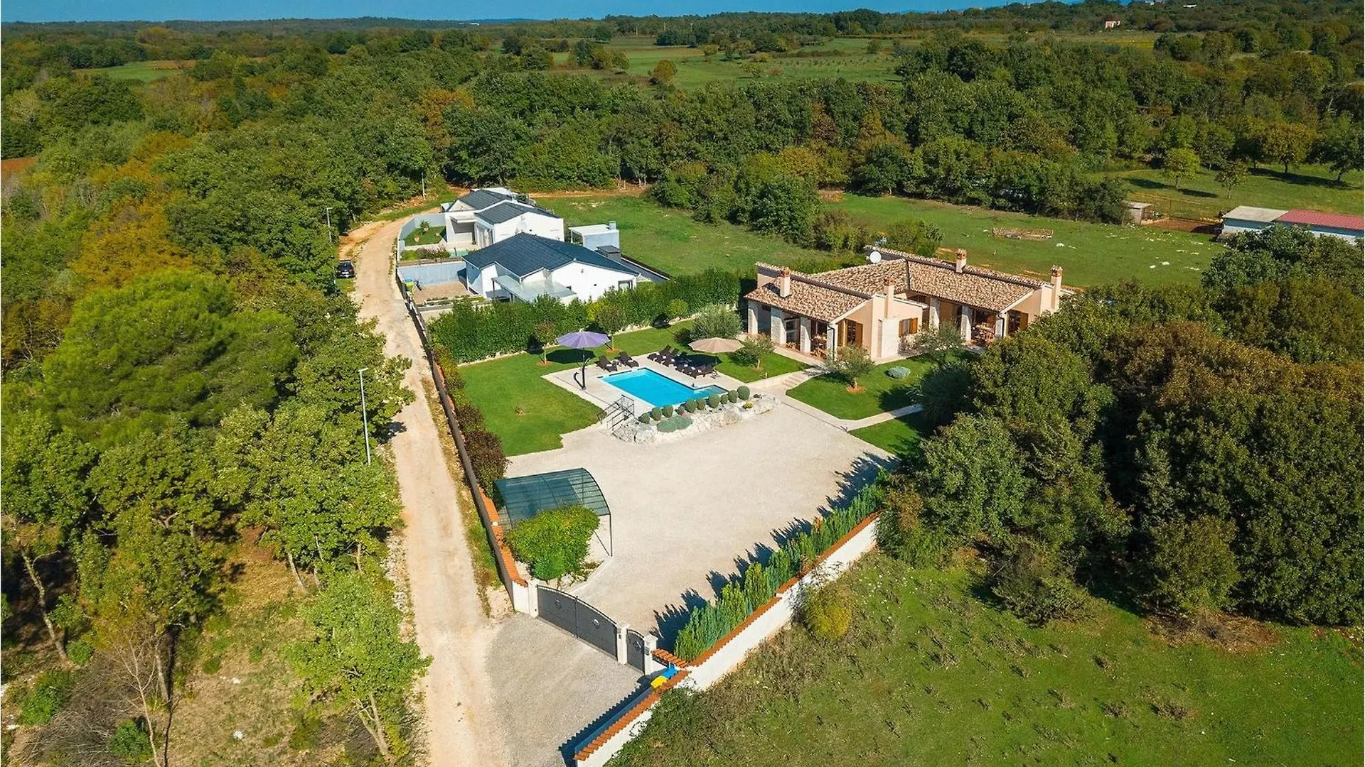 Villa Tina Barban Pula 0*,  Croatia
